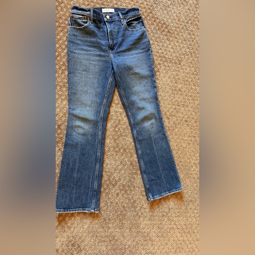 Abercrombie & Fitch Short High Rise Flare